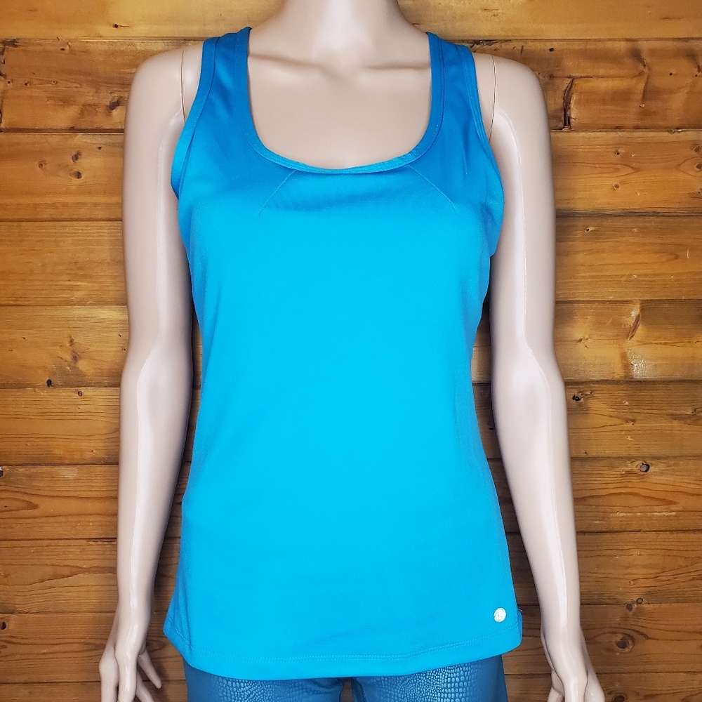 ❤️ 3/$15 Bally total fitness Racerback blue tank top athletic built in bra Siz…